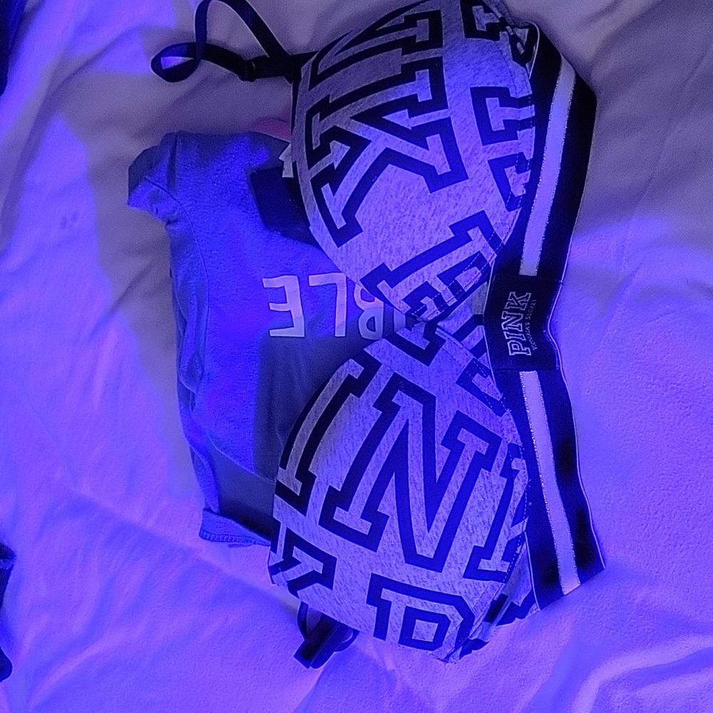 Victorias secret pink bra size 34c